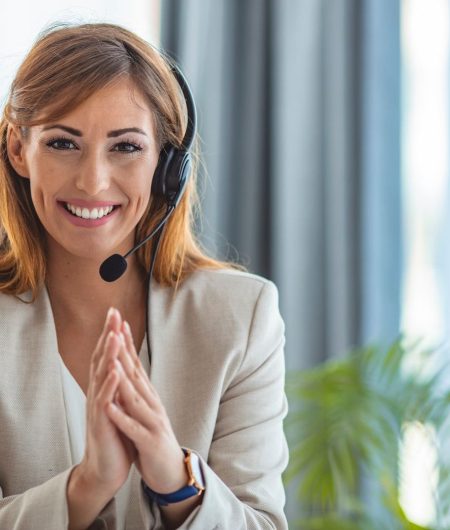 agora apartments villasimius sardegna servizi receptionist